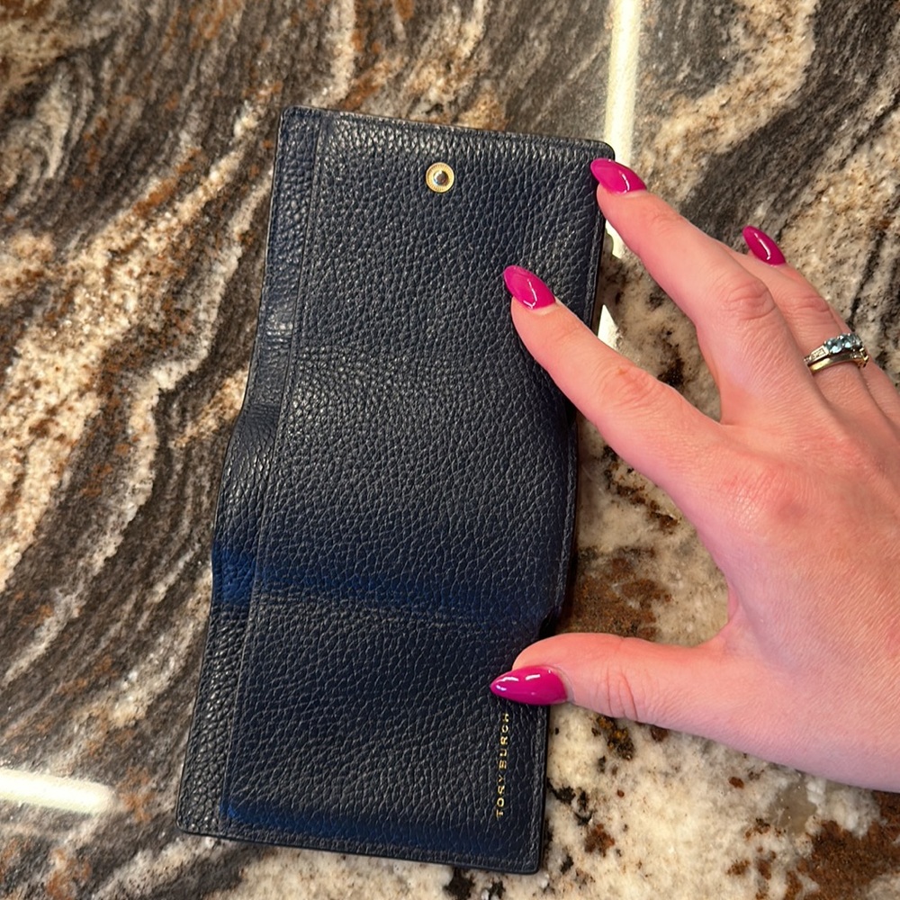 Tory Burch Blue and Cream Floral Logo Bifold Wallet - Picture 2 of 6